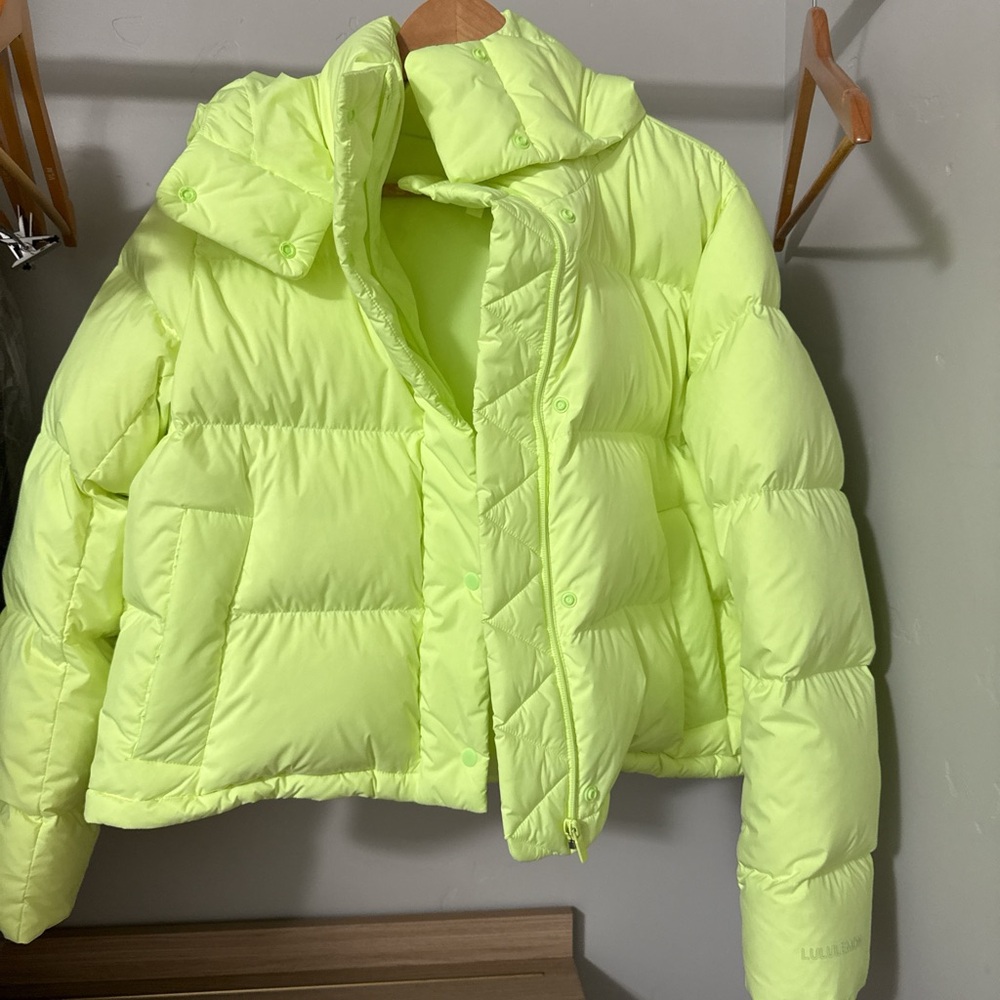Lululemon Light Green Puffer Jacket